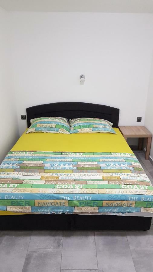 Apartments Star With Pool Biograd Na Moru Bagian luar foto