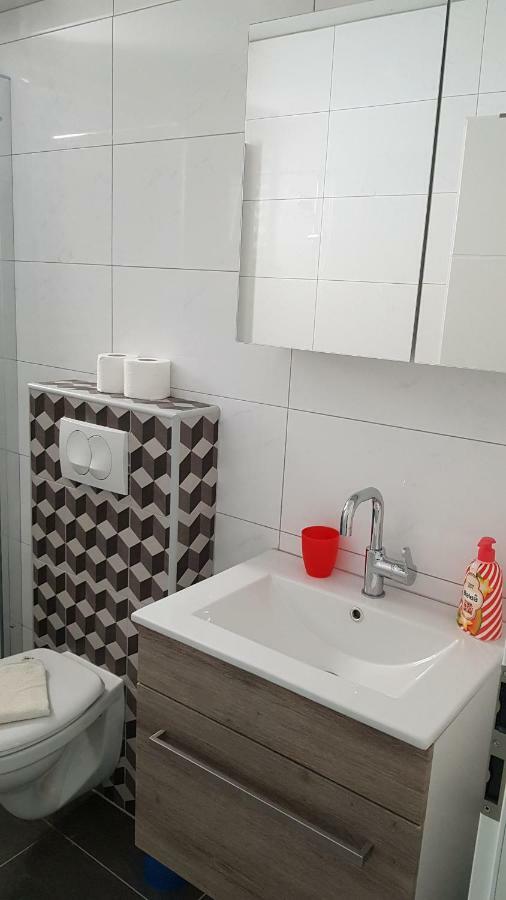 Apartments Star With Pool Biograd Na Moru Bagian luar foto