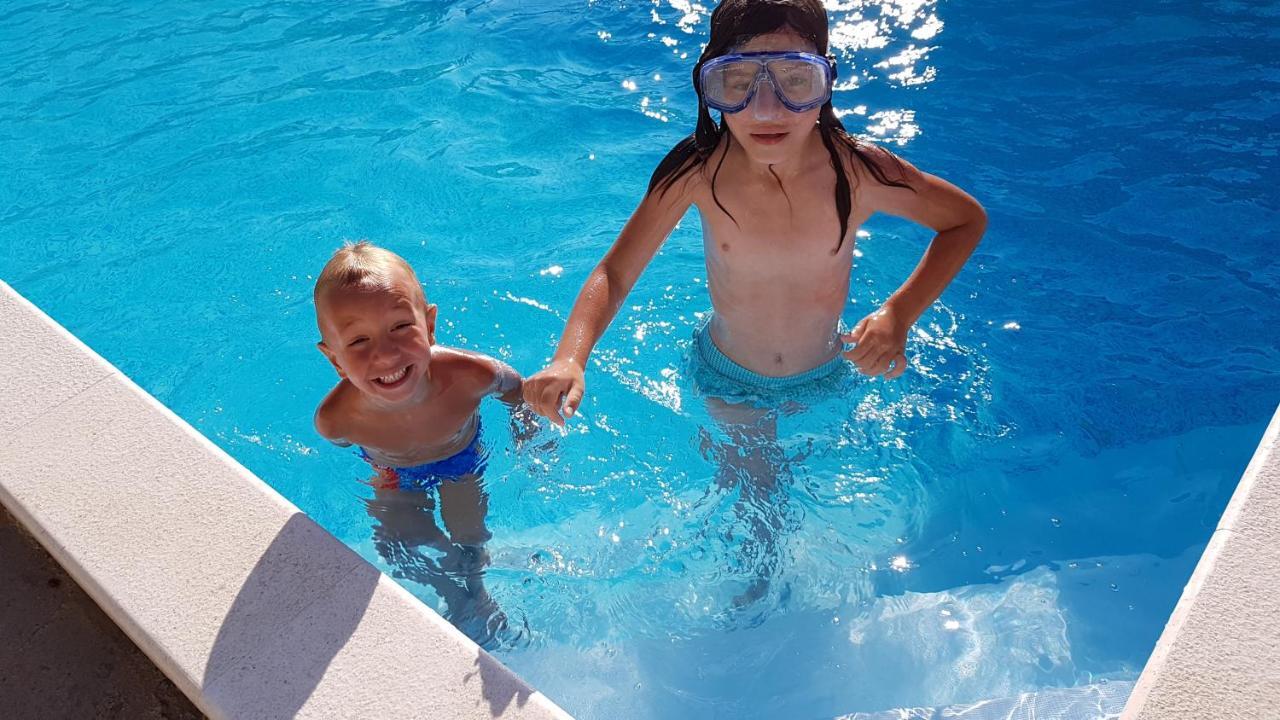Apartments Star With Pool Biograd Na Moru Bagian luar foto