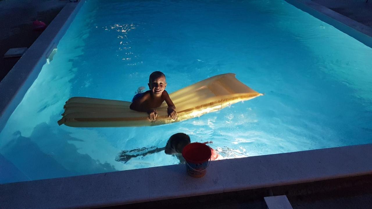 Apartments Star With Pool Biograd Na Moru Bagian luar foto